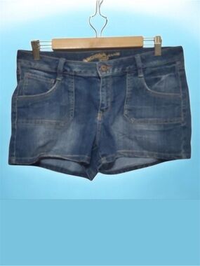 Arizona Jeans Shorts Womens Size 13 Junior Sizing Blue Denim Women's Shorts